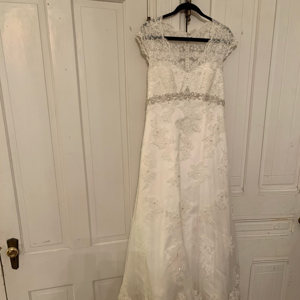 David’s Bridal Size 14 StyleT3299 Ivory Lace Dress